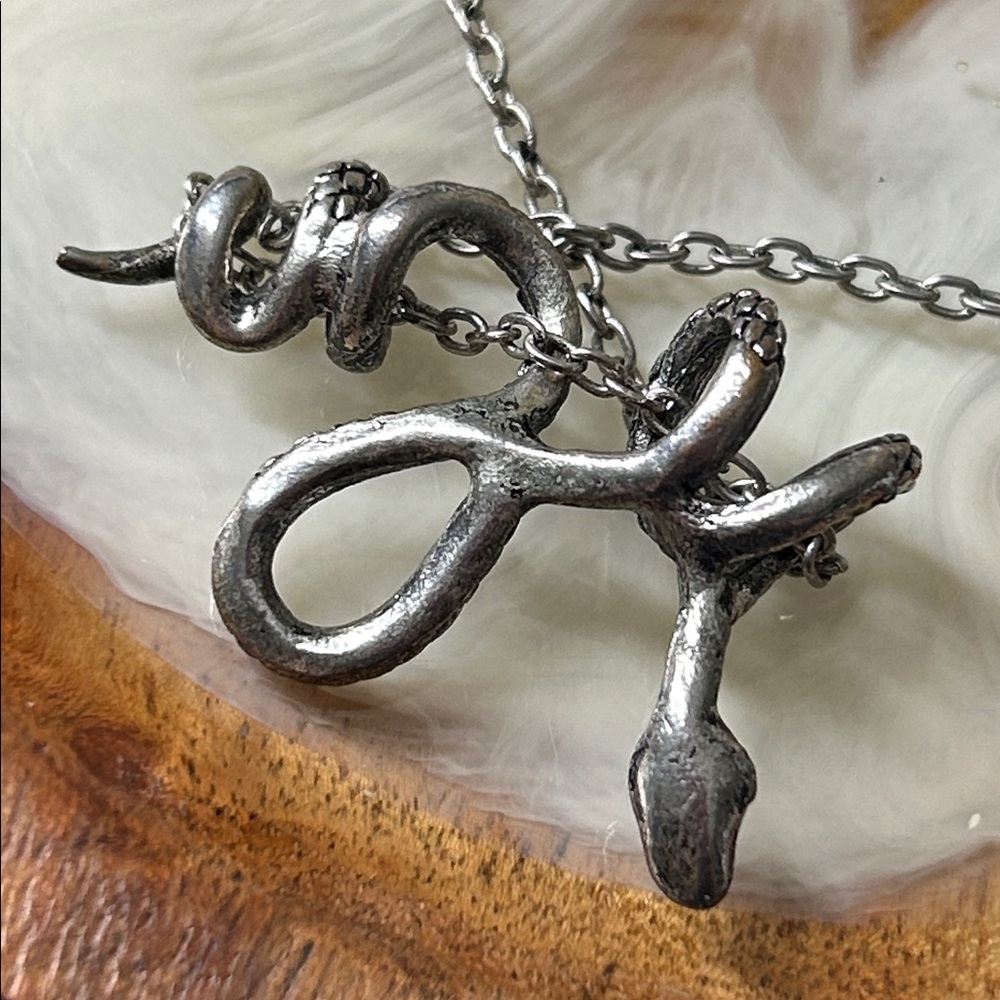 🖤Snake branch necklace - Picture 4 of 10